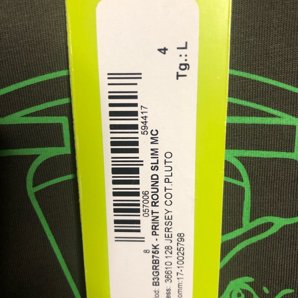 Versace T-shirt - Picture 3 of 3